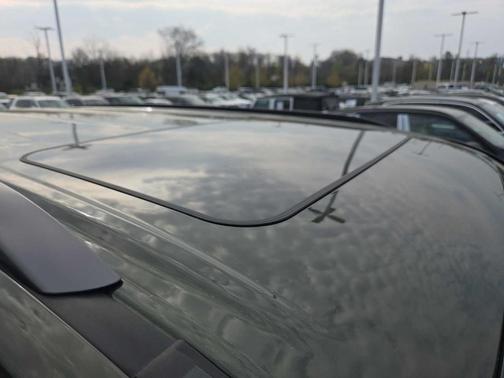 Nori Green Pearl 2024 Lexus LX 600 Luxury