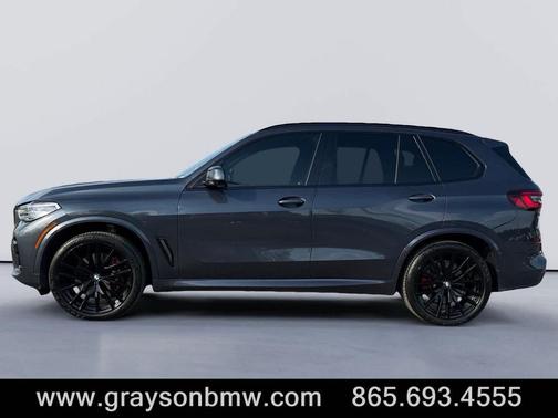 2022 BMW X5 M50i