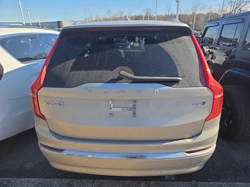 2023 Volvo XC90 B6 Plus 6-Seater