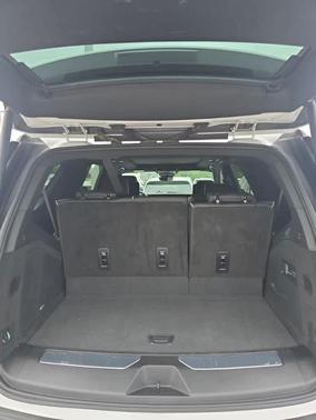 Crystal White Tri-Coat 2025 Cadillac Escalade Premium Luxury