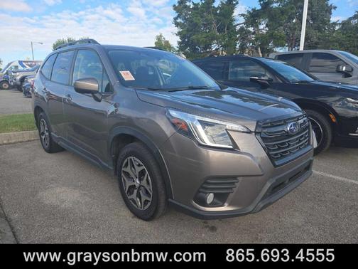2022 Subaru Forester Premium