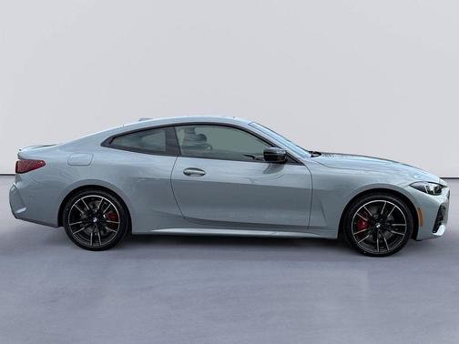 2026 BMW M440 i xDrive