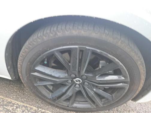 2024 Volvo S60 Recharge Plug-In Hybrid T8 Ultimate Black Edition