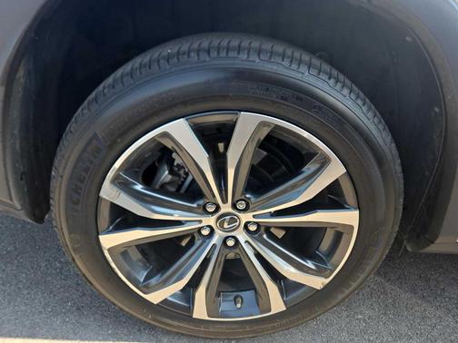2022 Lexus RX 350L Base
