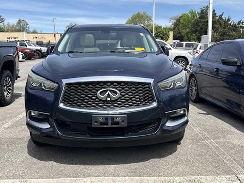 2016 INFINITI QX60 Base