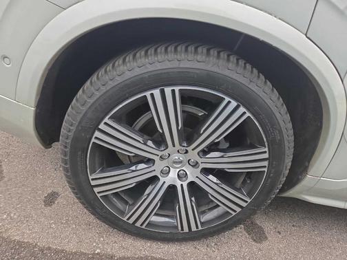 2022 Volvo XC90 T6 Inscription 6 Passenger
