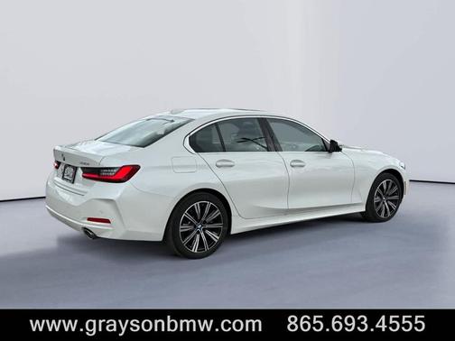 2025 BMW 330 i xDrive