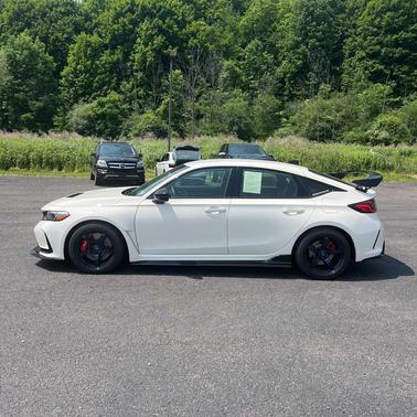 2023 Honda Civic Type R Base