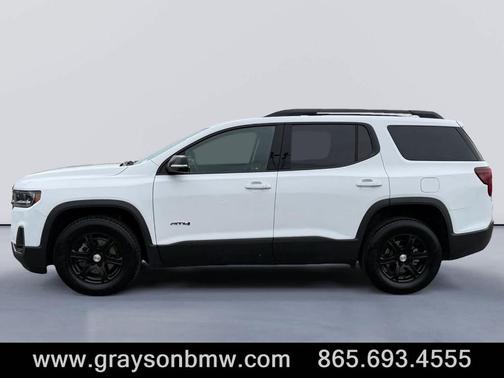 2023 GMC Acadia AT4