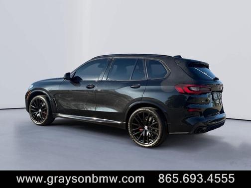 2023 BMW X5 M50i