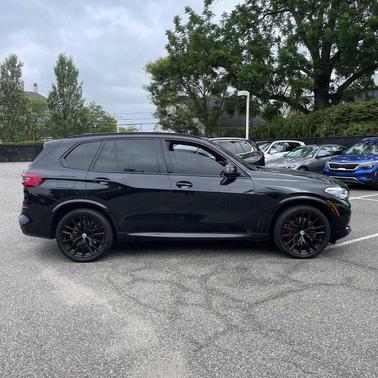 2023 BMW X5 M50i