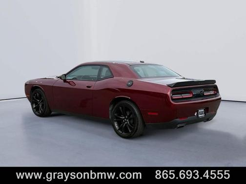 2018 Dodge Challenger SXT