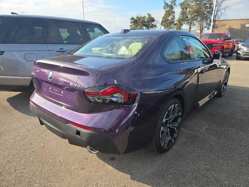 2026 BMW 230 i xDrive