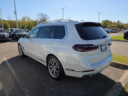 2023 BMW X7 xDrive40i