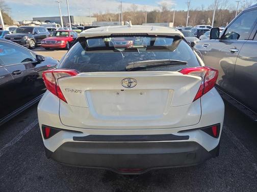 2018 Toyota C-HR XLE Premium