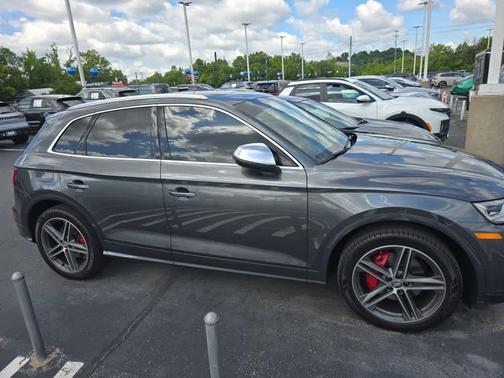 Daytona Gray Pearl Effect 2019 Audi SQ5 3.0T Premium Plus