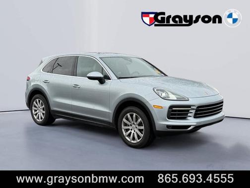 2022 Porsche Cayenne 