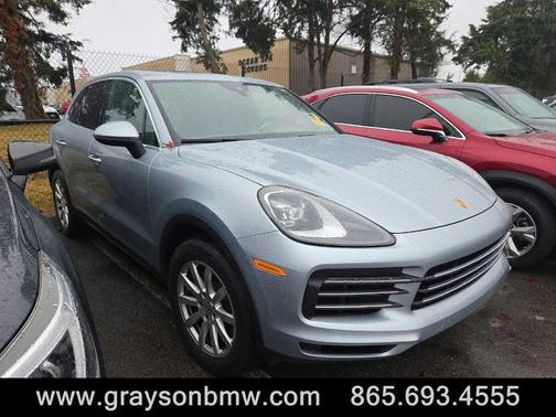 2022 Porsche Cayenne Base (Tiptronic)