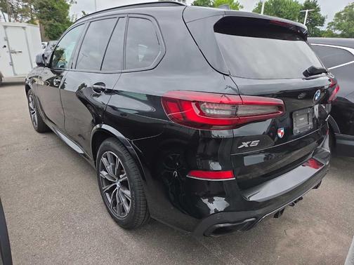 Black Sapphire Metallic 2021 BMW X5 xDrive40i