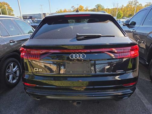 2020 Audi Q8 55 Premium Plus