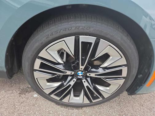 Green 2026 BMW 540 i xDrive