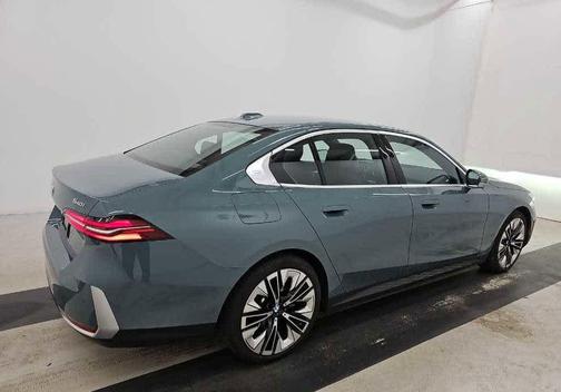 Green 2026 BMW 540 i xDrive