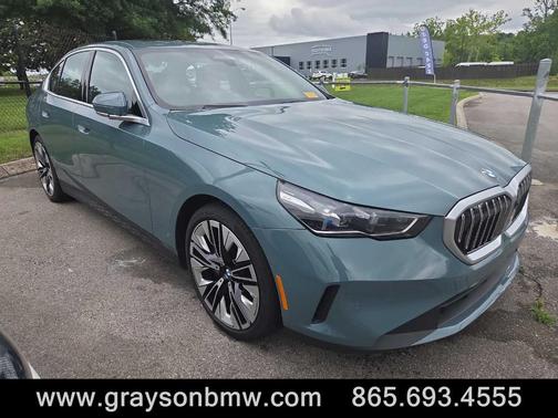 Green 2026 BMW 540 i xDrive
