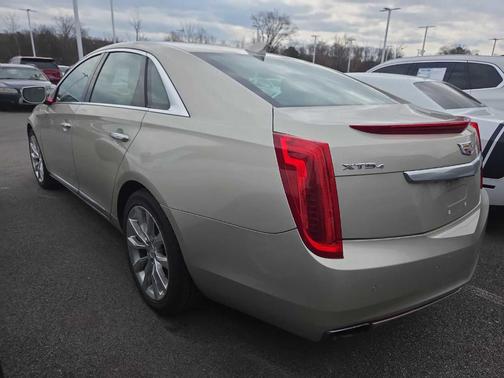 2016 Cadillac XTS Luxury Collection