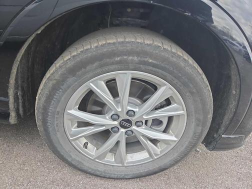 2025 Audi Q3 45 S line Premium