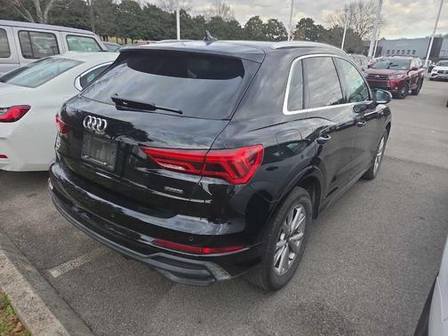2025 Audi Q3 45 S line Premium