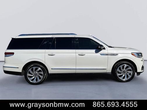 2024 Lincoln Navigator L Reserve
