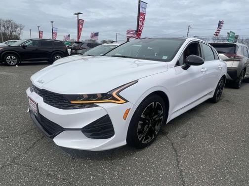 2023 Kia K5 GT-Line