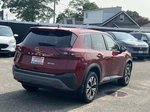 2022 Nissan Rogue SV