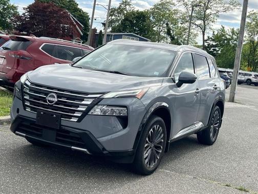 2024 Nissan Rogue Platinum