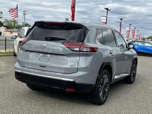 2024 Nissan Rogue Platinum
