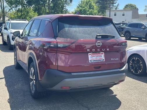 2022 Nissan Rogue SV