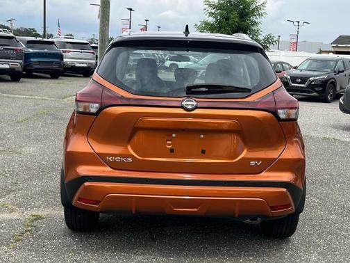 2024 Nissan Kicks SV
