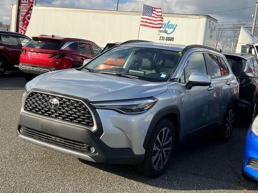 2022 Toyota Corolla Cross XLE