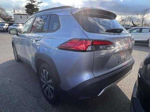 2022 Toyota Corolla Cross XLE