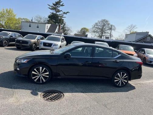 2020 Nissan Altima 2.5 SR