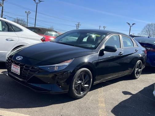 2023 Hyundai ELANTRA HEV Blue