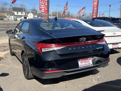 2023 Hyundai ELANTRA HEV Blue