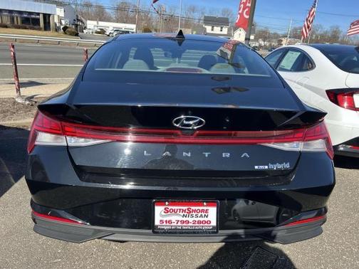 2023 Hyundai ELANTRA HEV Blue