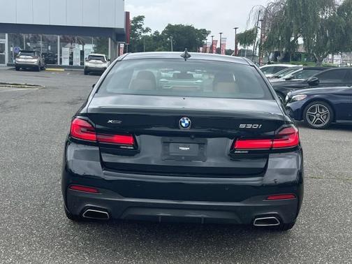 2022 BMW 530 i xDrive