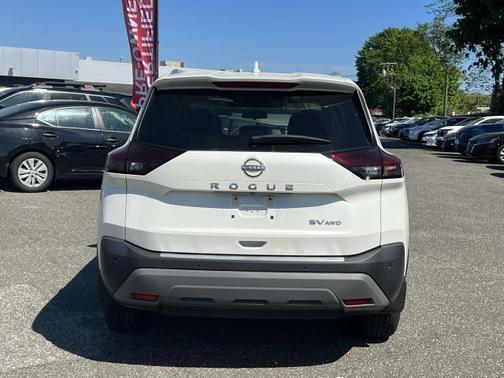 2022 Nissan Rogue SV