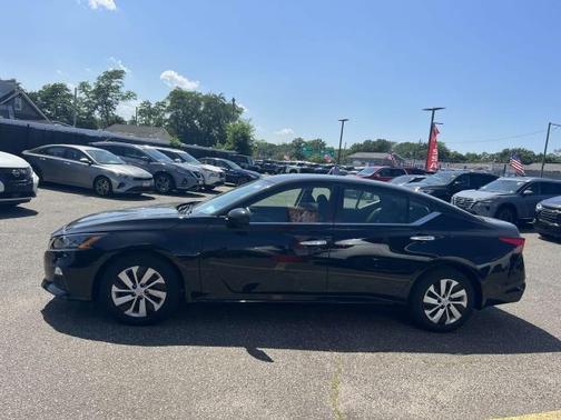 2022 Nissan Altima 2.5 S
