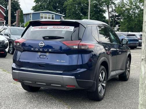 2024 Nissan Rogue SL