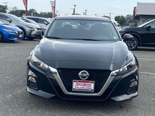 2022 Nissan Altima 2.5 S
