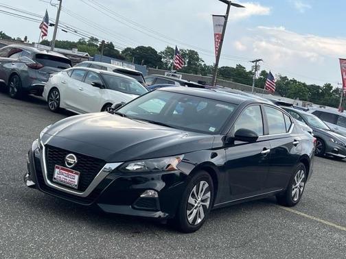 2022 Nissan Altima 2.5 S