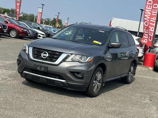2020 Nissan Pathfinder S